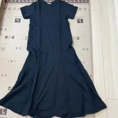 ユニクロ　紺 半袖ワンピース M