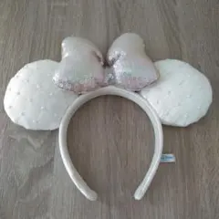 ディズニー カチューシャ キルティング 白　ミニーちゃん