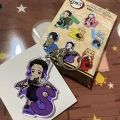 鬼滅の刃　アルファベット　トレーディング　アクリルキーホルダー　胡蝶しのぶ