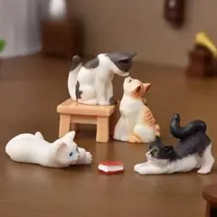 猫の置物セット 4体 テーブル
