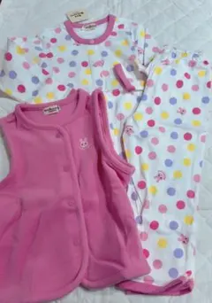 【新品】ホットビスケッツ（ミキハウス系列）　パジャマ上下とベスト　訳あり　長袖