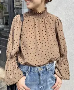 Spick & Span デシンドットシャーリングブラウスのサムネイル