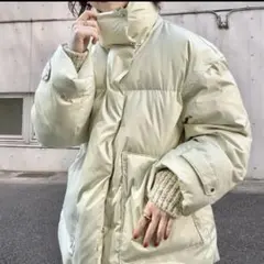 kbf ダウンジャケット