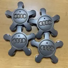 Audi アウディ アルミホイール　センターキャップのサムネイル