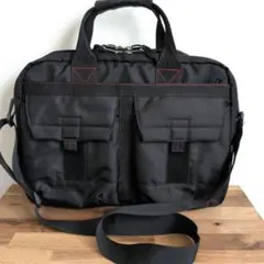 ビジネスバッグ　パソコンバッグ