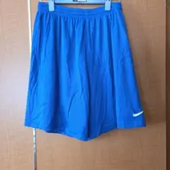Nike 青 ハーフパンツ　キッズ Mサイズ