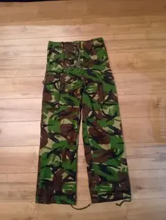 美品イギリス軍DPM迷彩カーゴパンツのサムネイル