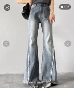 カットオフ フレアデニムパンツ Mサイズのサムネイル