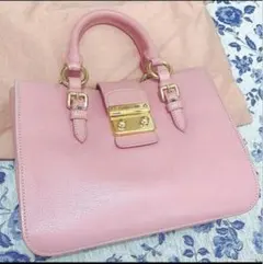 【値下げ中⠀】miumiu ハンドバッグ ショルダーバッグ マドラス ピンク