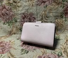 FURLA フルラ　二つ折り財布　ロゴ　小物　ウォレットのサムネイル