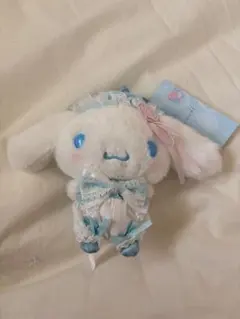 m*o様 シナモロール　シナモン　マスコットホルダー　ミルキーこねこ　ぬいぐるみ Amazon | サンリオ(SANRIO) マスコットホルダー（ミルキーこねこ