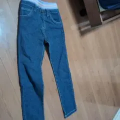 Item thumbnail for item 6c4a5eaa-c4fe-4bf7-a1c8-cede869d60dc