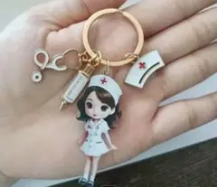 新品】ナース服 ハートじゃらじゃら キーホルダー 病院 キーリング