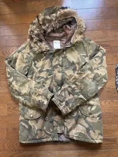 最終値下げ！迷彩柄ファー付きモッズコート　Lサイズ