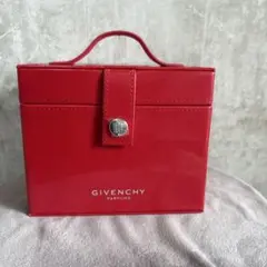 2025年最新】Givenchy 種類：メイクボックス/メイクポーチ