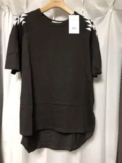 【新品 早い者勝ち！お値下げ中】AZUL Tシャツ