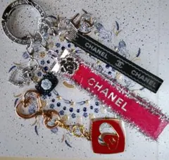 CHANELホリデーバレンタインカメリアCHANELリボンチャーム4点セット