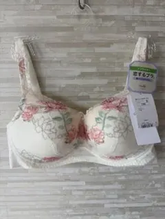 C80」トリンプ 恋するブラ(R)583 ノンワイヤーブラジャー ホワイト