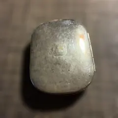 アンティーク　メタル製オーバル型携帯灰皿