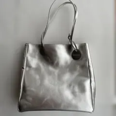 jentlouis Carabiner Tote Bag - メルカリ