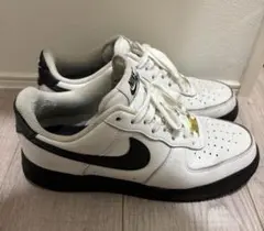 Nike Air Force 1 ホワイト ブラック　26.5xmのサムネイル
