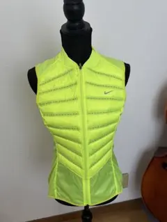 NIKEランニングベスト　エアロロフト800 レディース M イエロー