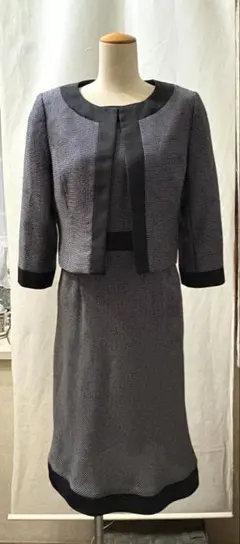 jaia 黒　ノーカラー　セレモニー　お出かけ　ワンピーススーツ　入学式　卒業式