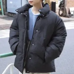 ダウンジャケット　ブラック　黒