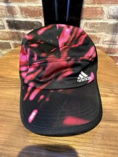 極美品/adidas ランニングキャップ 黒/ピンク