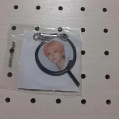 TREASURE ミニうちわキーホルダー カプセルトイ