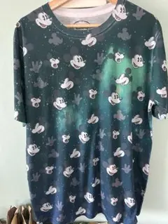 ディズニーミッキー総柄プリントTシャツ