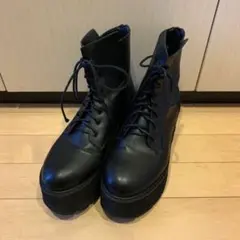 厚底 ショートブーツ ブラックのサムネイル