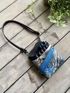 Item thumbnail for item 51329d1f-3dbb-401f-ae3d-0d794e1e1a21