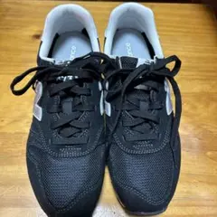 極美品ニューバランス黒26.0