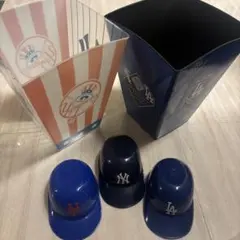 NEW YORK GOLD Yankees chimney burning - メルカリ