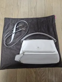 kate spade　ホワイトレザーショルダーバッグ