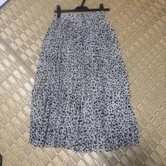 ＧＵ　プリーツロングスカート Sサイズのサムネイル