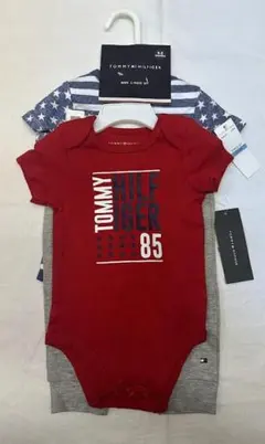 TommyHilfiger　ロンパース　パンツ　3ピースセット　半袖　1854