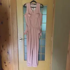 くすみピンク　パンツスーツ　ドレスのサムネイル