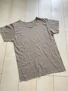カーキ　Tシャツ コットン