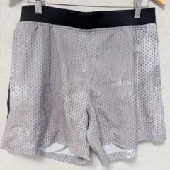 ★美品 Under Armour HeatGear 【L】ショートパンツ グレー