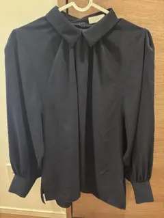 Tomorrowland Ballsey ネイビー 襟付き長袖パールブラウス