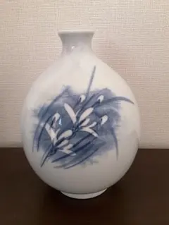 祐山窯　伊都焼　青い花柄の陶器製花瓶