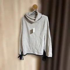 タートルネック ベージュニット Lサイズ　タグ付き