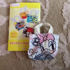 シークレット　ミニトート　ディズニーストア