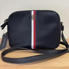 【新品未使用】TOMMY HILFIGER ベーシックロゴショルダーバッグ