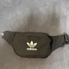 adidas ボディバッグ ブラック