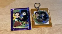 ニジゲンノモリ×鬼滅の刃　缶バッジ　キーホルダー　冨岡義勇　竈門炭治郎