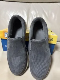 SKECHERS スリッポンスニーカー グレー