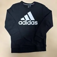 adidas 黒トレーナー　160